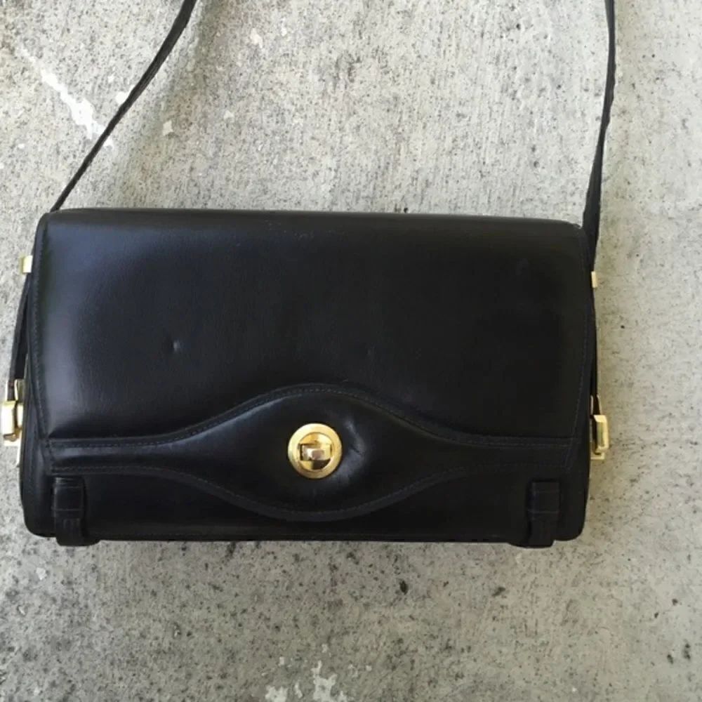 Vintage Trifold Leather